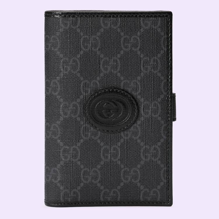 724562.92TCF.1000.001.080.0000.Light GG passport case with Interlocking G